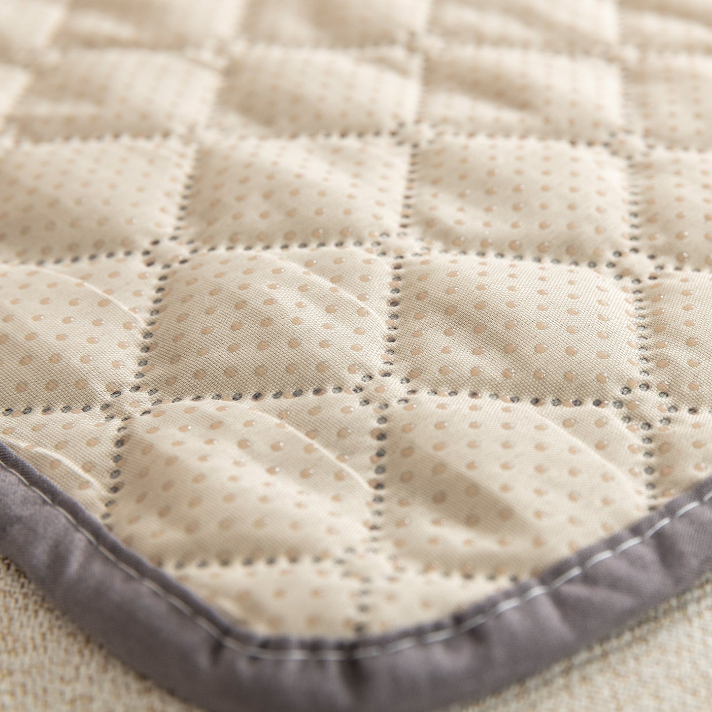 90*90CM Brown Waterproof & Scratch-Resistant Pet Sofa Protector Mat with Pillow | Cat & Dog Bed, Washable, All-Season